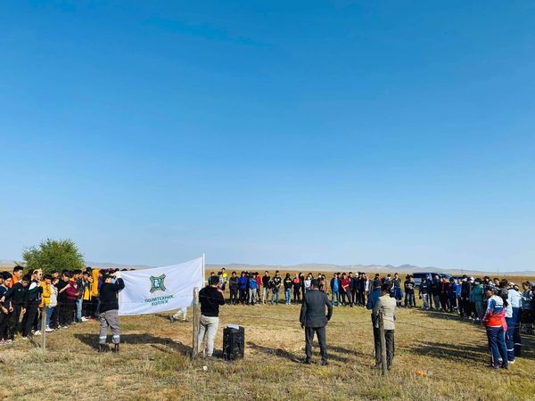 ПОЛИТЕХНИКИЙН КОЛЛЕЖИЙН 143 ОЮУТНЫГ НАМРЫН УРГАЦ ХУРААЛТЫН АЖИЛД ХАМРУУЛЖ БАЙНА