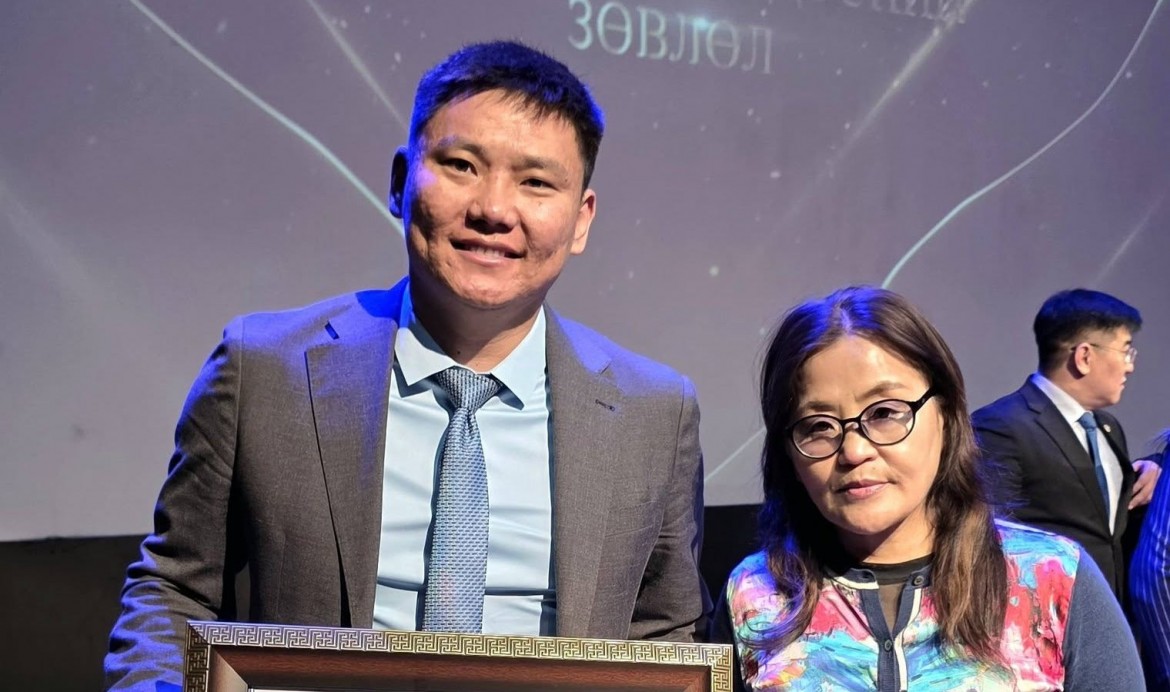 ПОЛИТЕХНИК КОЛЛЕЖ 2 ДАХЬ УДААГАА 5 ЖИЛЭЭР МАГАДЛАН ИТГЭМЖЛЭГДЛЭЭ.